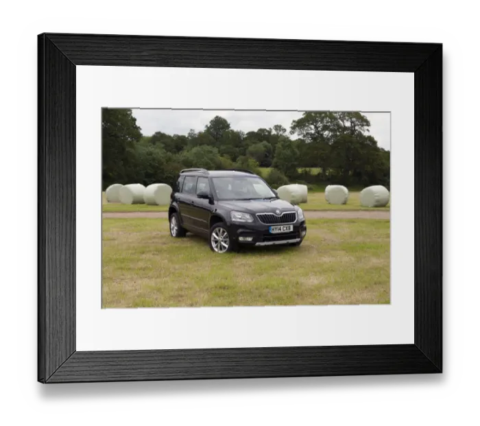 Framed Print : 2014 Skoda Yeti SE