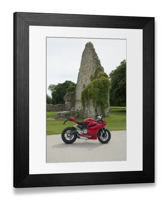 Framed Print : 2014 Ducati 899 Panigale