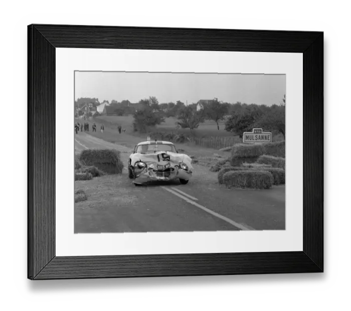 Framed Print : 1963 Le Mans. Jaguar E type Lightweight Briggs Cunningham Framed Print : 1963 Le Mans. Jaguar E type Lightweight Briggs Cunningham