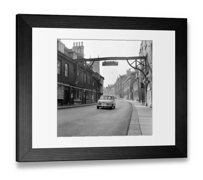 Framed Print : 1959 Mini outside George Hotel, Stamford, Lincolnshire Framed Print : 1959 Mini outside George Hotel, Stamford, Lincolnshire