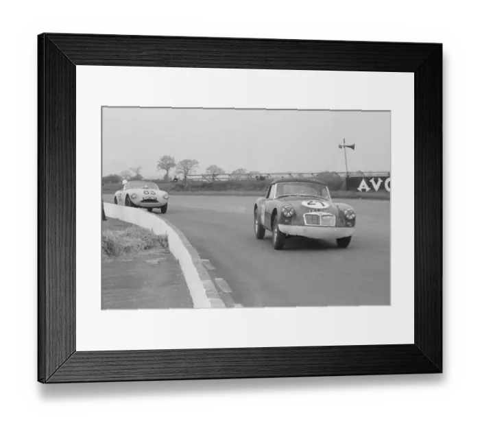 Framed Print : MGA Twin Cam, Ecurie Chiltern. D. G. Dixon. Silverstone 9th May 1959 Framed Print : MGA Twin Cam, Ecurie Chiltern. D. G. Dixon. Silverstone 9th May 1959