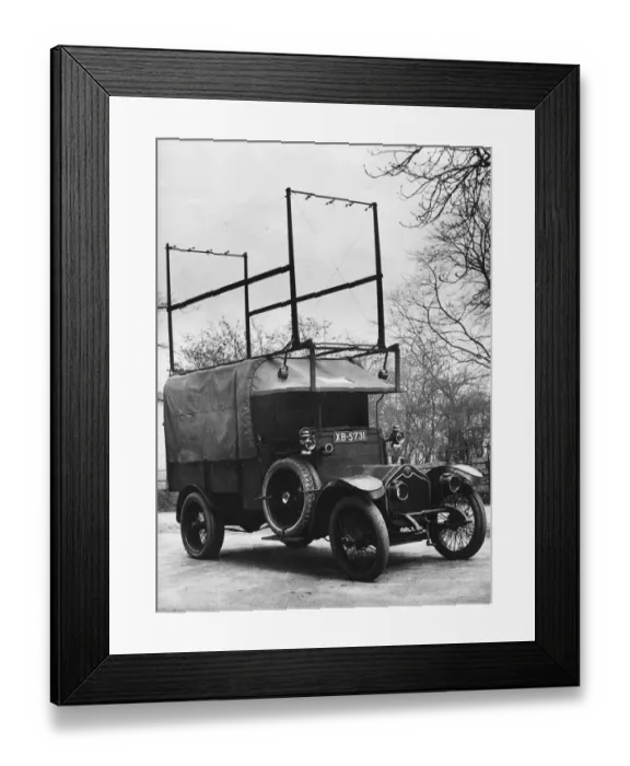 Framed Print : 1918 Crossley 25-30hp used by Met Police Flying squad Framed Print : 1918 Crossley 25-30hp used by Met Police Flying squad