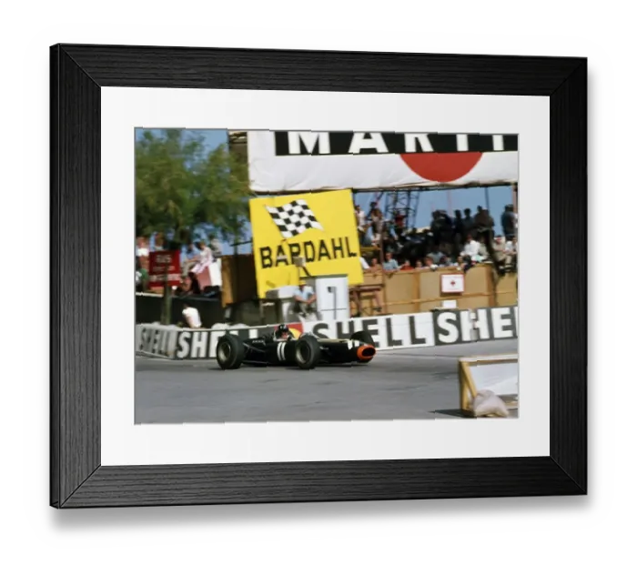 Framed Print : BRM P261 V8 Graham Hill, finished 3rd 1966 Monaco Grand Prix