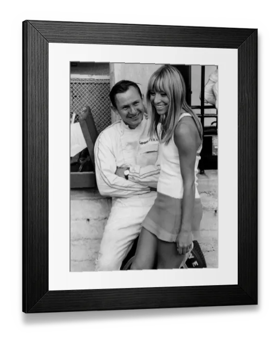 Framed Print : Bruce McLaren and admirer 1967 Italian Grand Prix Framed Print : Bruce McLaren and admirer 1967 Italian Grand Prix