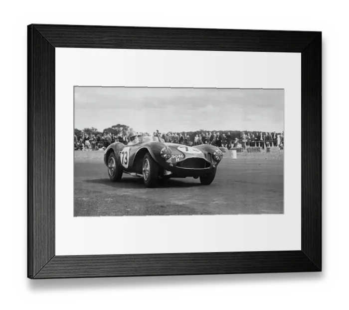 Framed Print : Aston Martin DB3S, Reg Parnell. Charterhall Newcastle Journal International Trophy Race