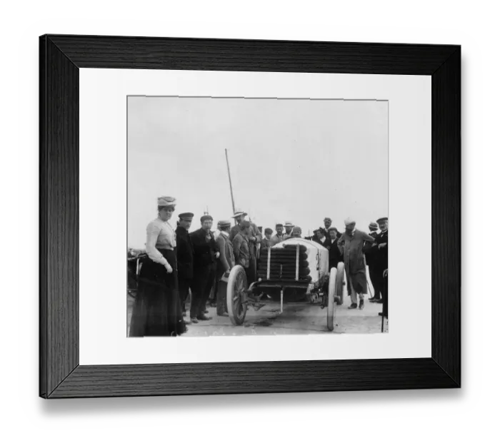 Framed Print : 1904 Ostend Speed Trials. De Dietrich, Gabriel at start