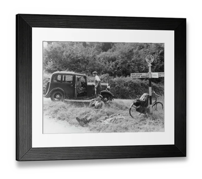 Framed Print : 1935 Standard 10 in the Devon countryside Framed Print : 1935 Standard 10 in the Devon countryside