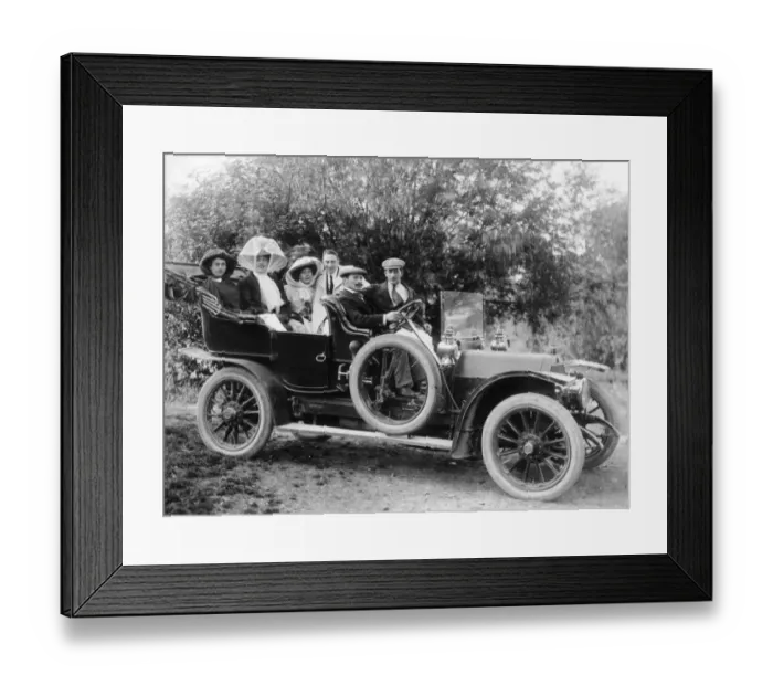 Framed Print : 1907 Mercedes with occupants in Edwardian fashion