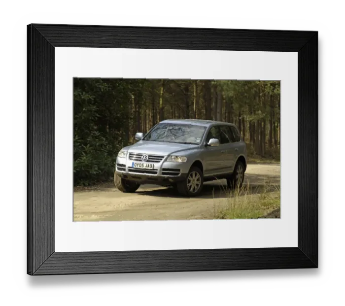 Framed Print : 2005 VW Touareg