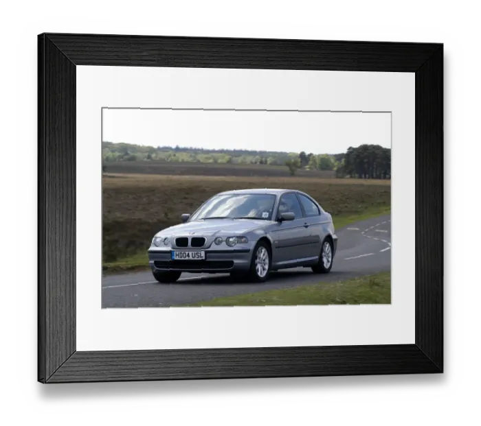 Framed Print : 2004 BMW 318 Compact