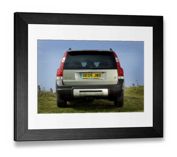 Framed Print : 2005 Volvo XC70