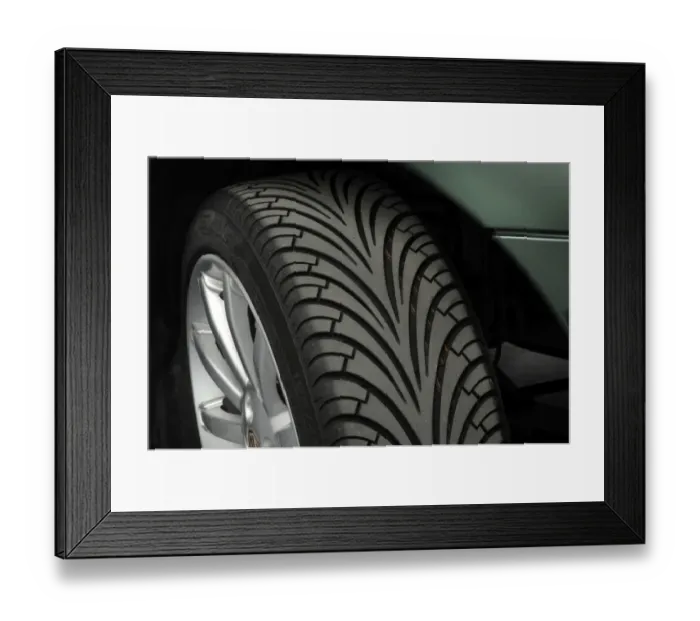 Framed Print : 2002 MG TF 160 VVC tyre tread