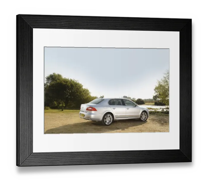 Framed Print : 2008 Skoda Superb Framed Print : 2008 Skoda Superb
