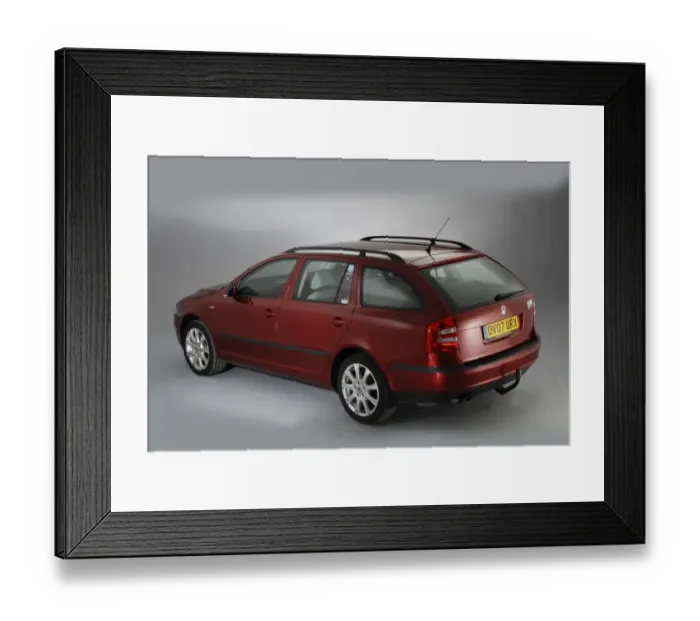 Framed Print : 2007 Skoda Octavia estate Framed Print : 2007 Skoda Octavia estate