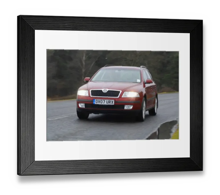 Framed Print : 2007 Skoda Octavia estate Framed Print : 2007 Skoda Octavia estate