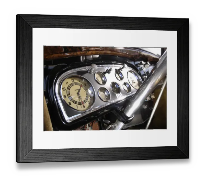 Framed Print : Cadillac V8 355d