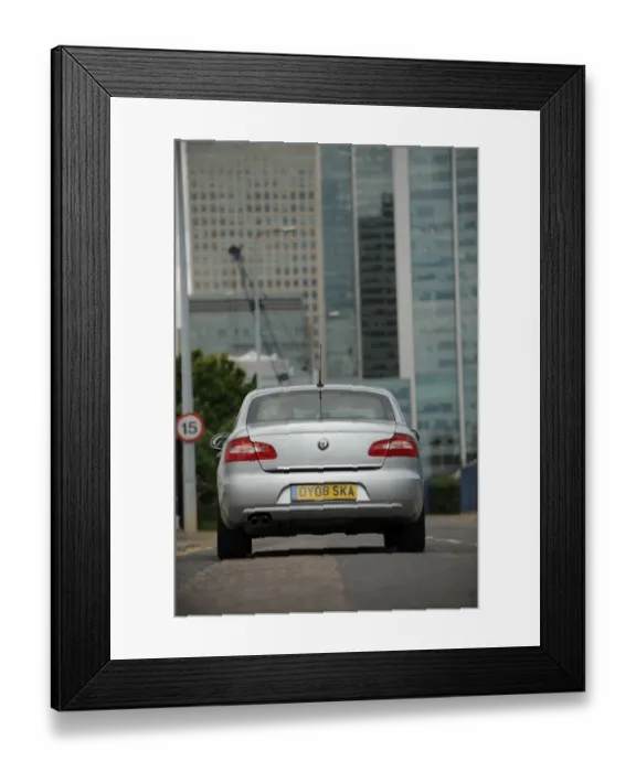 Framed Print : Skoda SUPERB 2008 Framed Print : Skoda SUPERB 2008