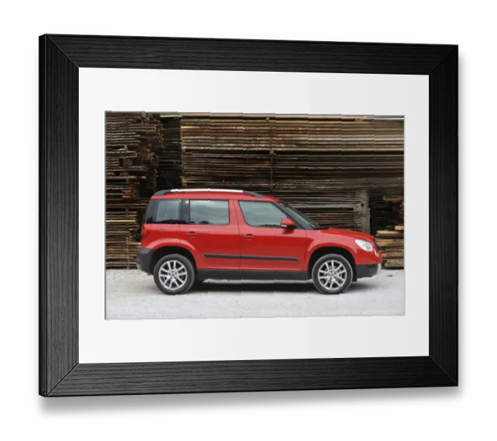 Framed Print : Skoda Yeti 2009