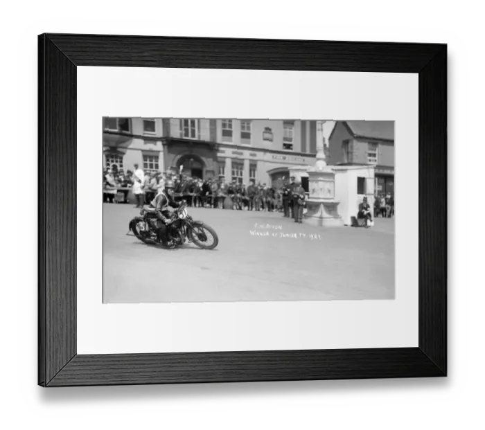 Framed Print : HRD, FW Dixon during 1927 Isle of Man Junior TT race, Ramsey Parliament Square Framed Print : HRD, FW Dixon during 1927 Isle of Man Junior TT race, Ramsey Parliament Square