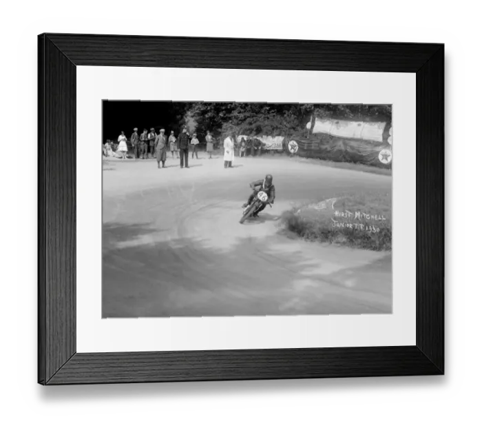 Framed Print : Velocette, H. Mitchell in the 1930 Isle of Man Junior TT