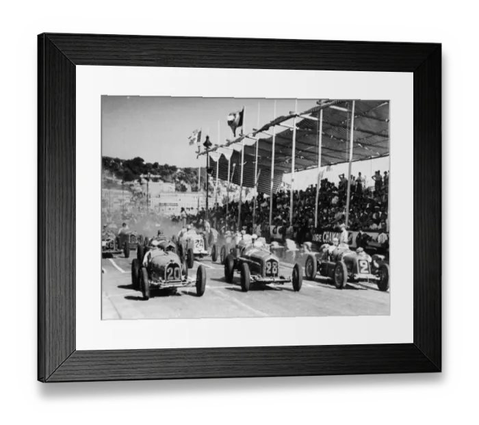 Framed Print : Start Nice GP 1934 Nuvolari in 2, Maserati 8CM