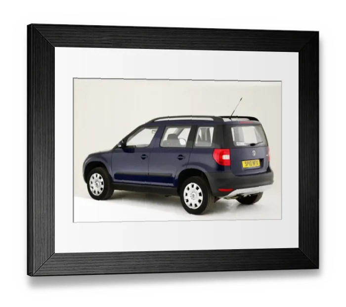 Framed Print : Skoda Yeti 2010
