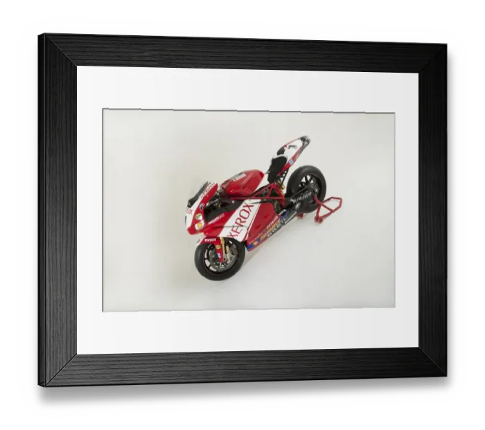 Framed Print : E01525 2006 Ducati 999 XEROX Superbike