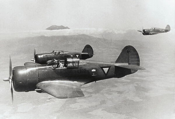 Curtiss 75A-7 Hawk
