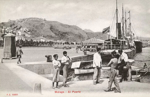 The port  /  harbour at Malaga, Spain. Date: 1908