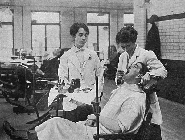 Training female dentists at the National Dental Hospital, WW1