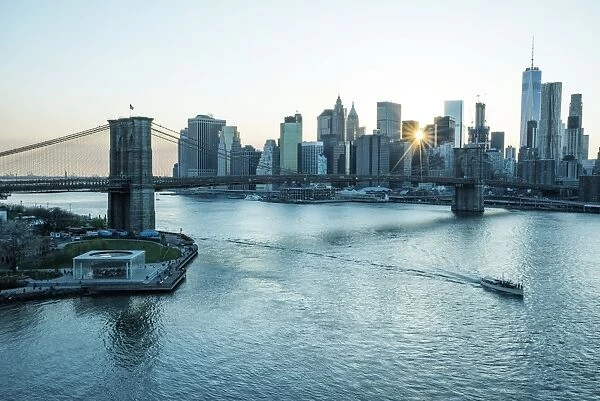 USA, New York, Manhattan, Lower Manhattan, Brooklyn Bridge & East River