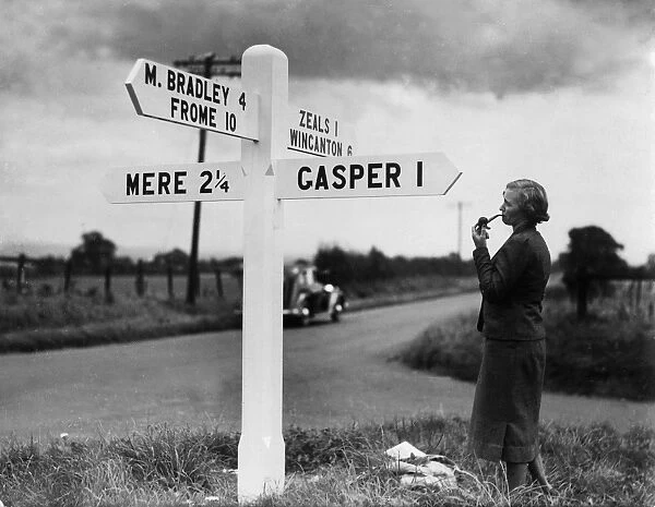 1930s Finger sign. 1930's Finger sign post in Wiltshire