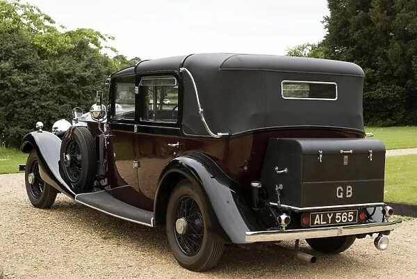 1933 Rolls - Royce Phantom II Sedanca de Ville. Barker body