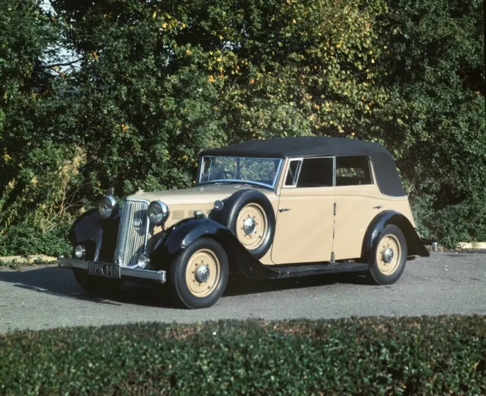 Framed Print : 1936 17hp. Armstrong Siddeley Framed Print : 1936 17hp. Armstrong Siddeley