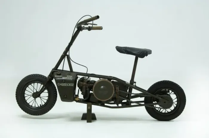 Framed Print : 1943 Excelsior Welbike Framed Print : 1943 Excelsior Welbike