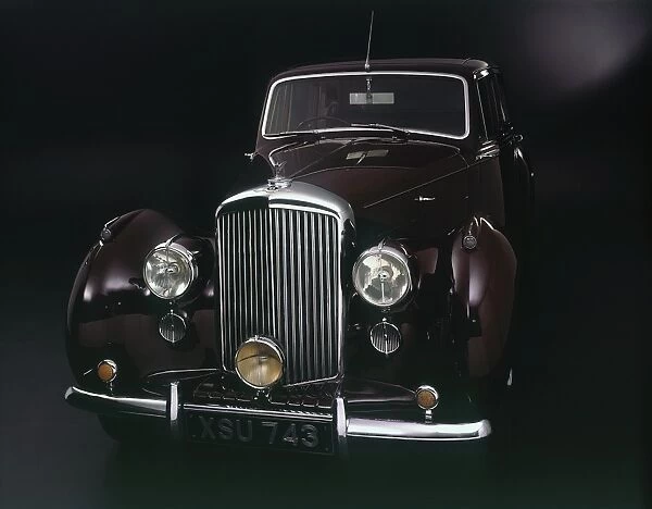 1952 Bentley R type standard saloon