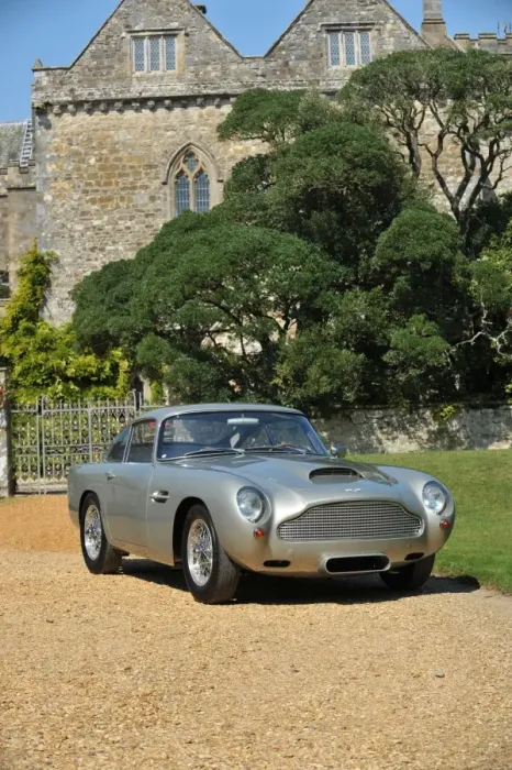Framed Print : 1961 Aston Martin DB4 GT Framed Print : 1961 Aston Martin DB4 GT