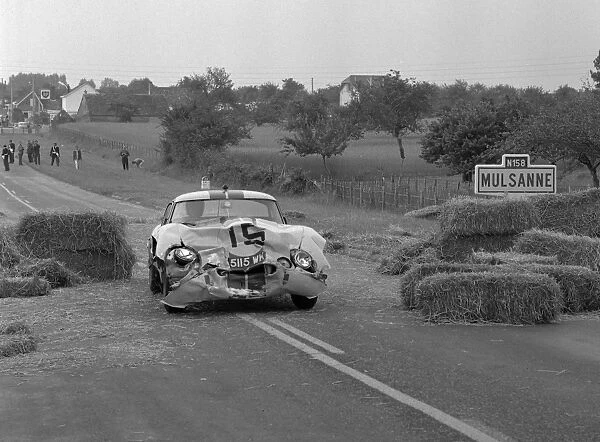 1963 Le Mans. Jaguar E type Lightweight Briggs Cunningham