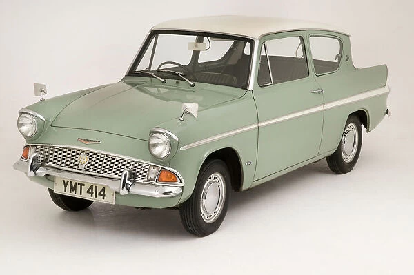 1966 Ford Anglia Super 105E
