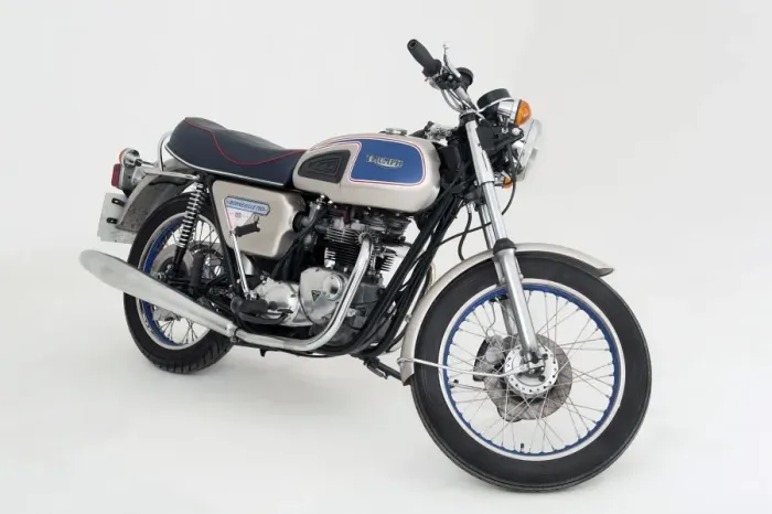Framed Print : 1977 Triumph Bonneville 750cc Jubilee