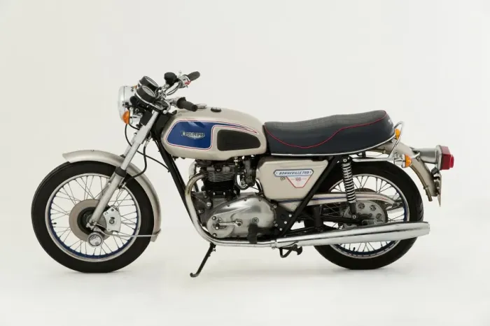 Framed Print : 1977 Triumph Bonneville 750cc Jubilee Framed Print : 1977 Triumph Bonneville 750cc Jubilee