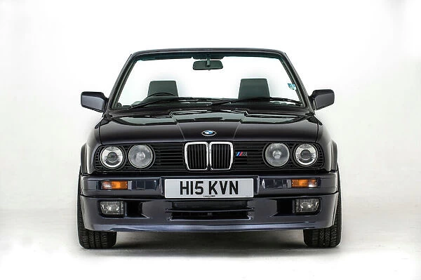 1990 BMW M325i