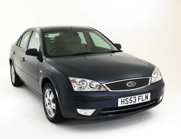 Framed Print : 2003 Ford Mondeo Framed Print : 2003 Ford Mondeo