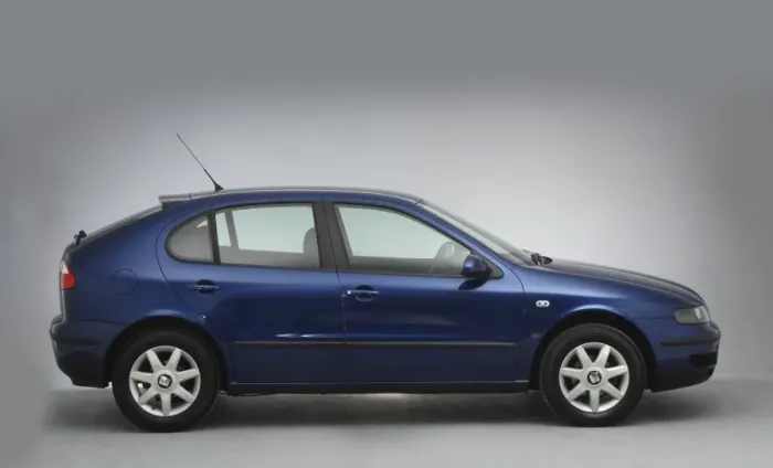 Framed Print : 2003 Seat Leon S