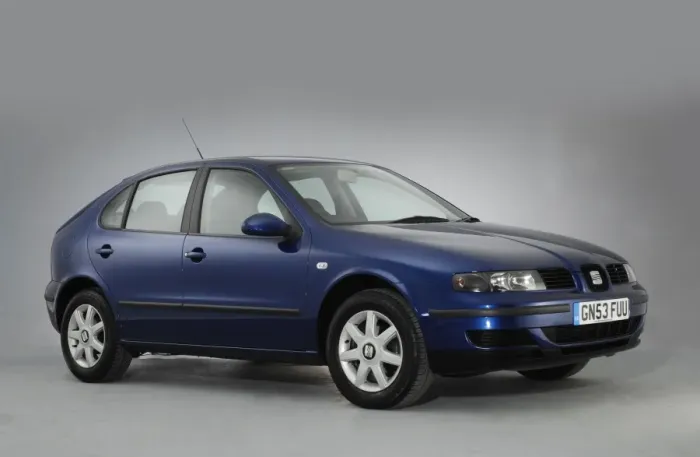 Framed Print : 2003 Seat Leon S Framed Print : 2003 Seat Leon S