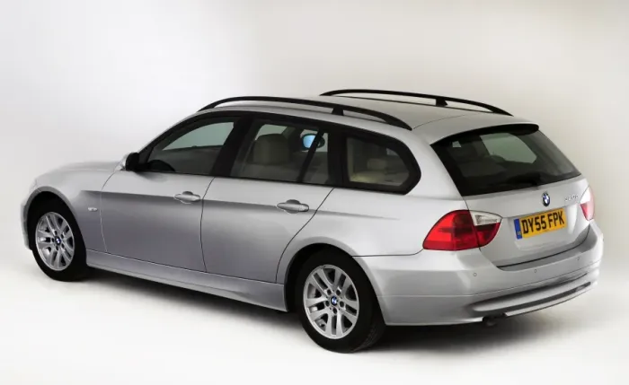 Framed Print : 2005 BMW 320d touring