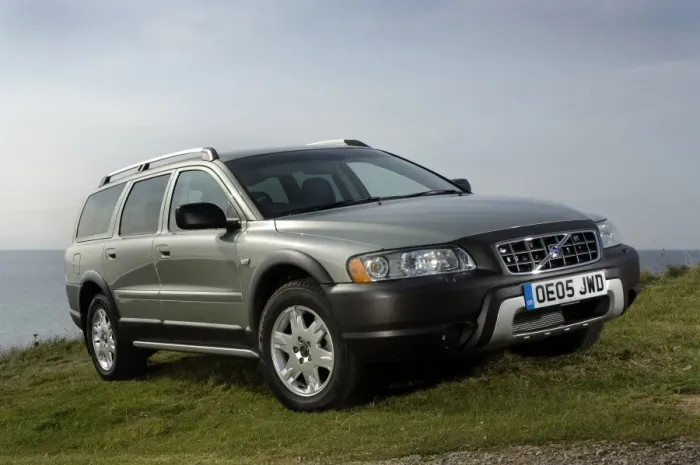 Framed Print : 2005 Volvo XC70