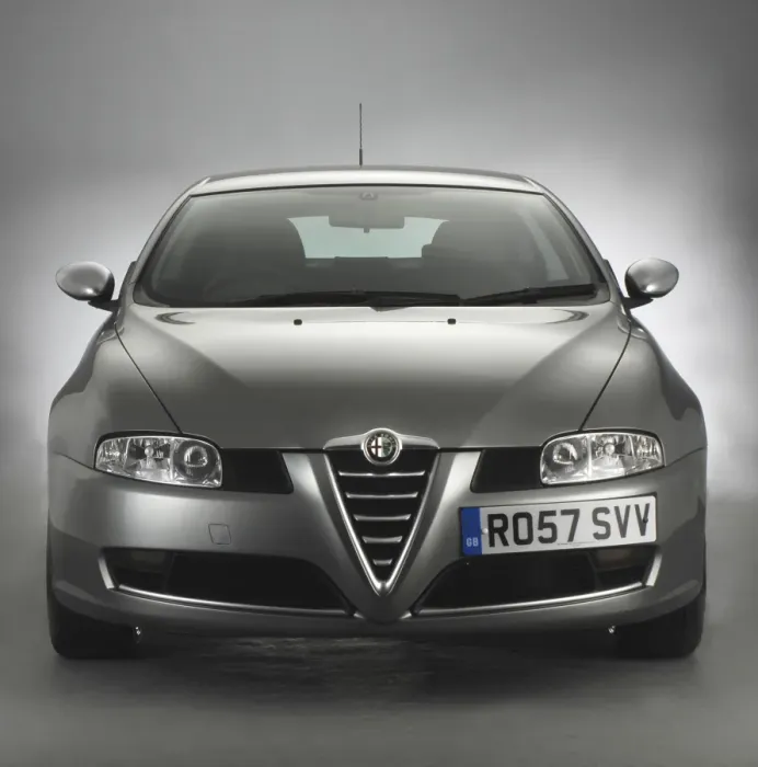Framed Print : 2007 Alfa Romeo GT Framed Print : 2007 Alfa Romeo GT