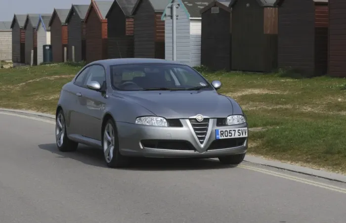 Framed Print : 2007 Alfa Romeo GT
