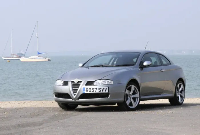 Framed Print : 2007 Alfa Romeo GT